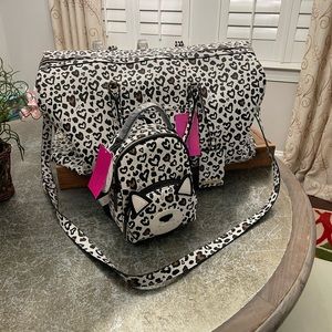 BETSEY JOHNSON LEOPARD /HEARTS DUFFLE & Matching MINI BACKPACK